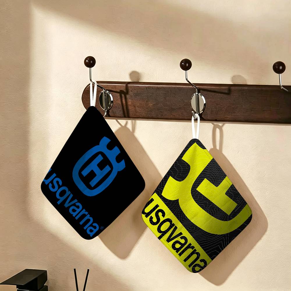 H-Husqvarnas Logo Polyester Co – Commercial Printing Logo recenzja i cena
